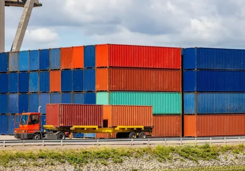 Shipping container